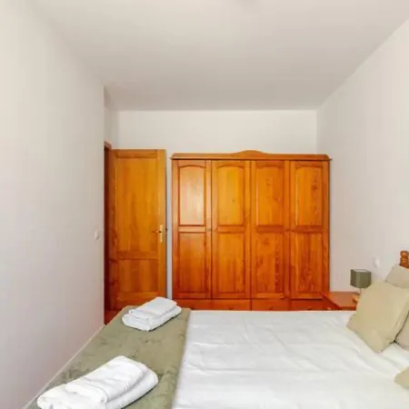 Playa Azul Amplio Y Luminoso Con Vistas Al Mar *